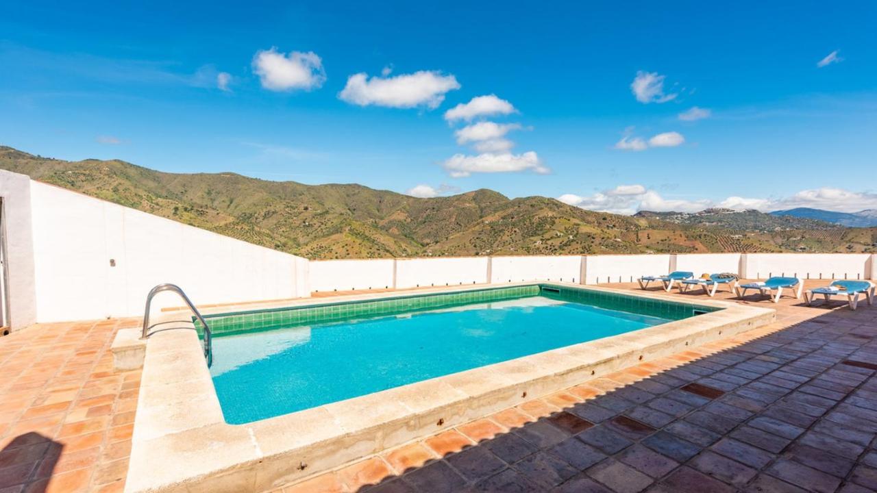 Casa rural CASA LEVANTE en ALMÁCHAR, MALAGA - AloRústico