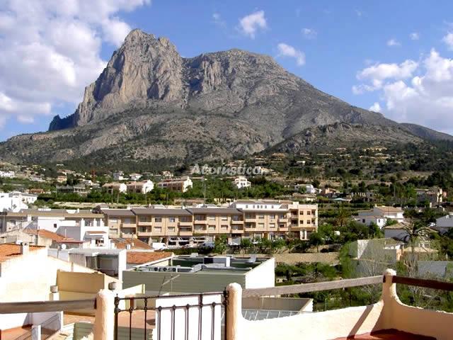 Casa rural BUNGALOW TOLEDO en FINESTRAT, ALICANTE - AloRústico