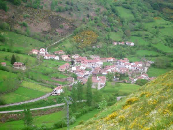 Casa rural LA GUERGOLA - REGUEIRON en POLA DE SOMIEDO, ASTURIAS - AloRústico