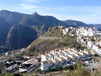 Casa rural APARTAMENTOS GUEJAR SIERRA-APTO PLANTA 1ª en GÜEJAR SIERRA, GRANADA - AloRústico