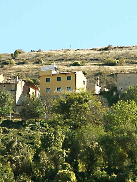 Casa rural POSADA DEL VIENTO - APTO Ní‚º 1 (PLANTA BAJA-CON TERRAZA) en BALCONETE, GUADALAJARA - AloRústico