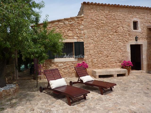 Casa rural CASA SON LLUIS en PORRERES, ISLAS_BALEARES - AloRústico
