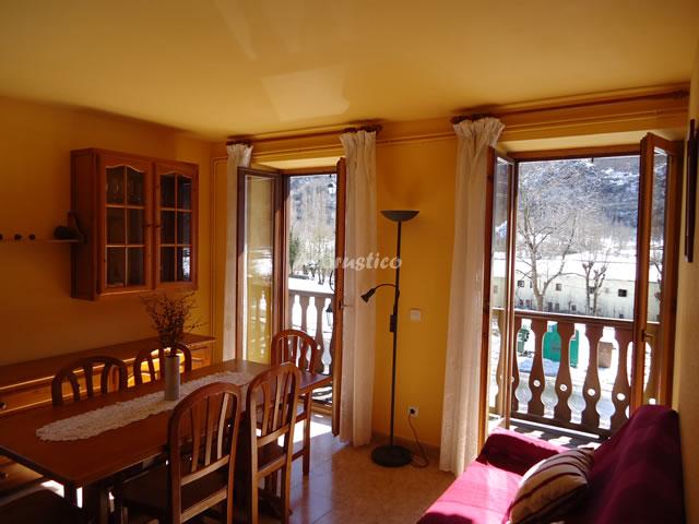 Casa rural LA LLUCANA---APTO. 2 HABITACIONES Ní­â€šº 2 en BARRUERA, LLEIDA - AloRústico
