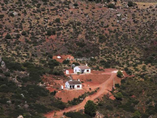 Casa rural LA SOLANA DE TURÓN - CASA EL PINO en ARDALES, MALAGA - AloRústico