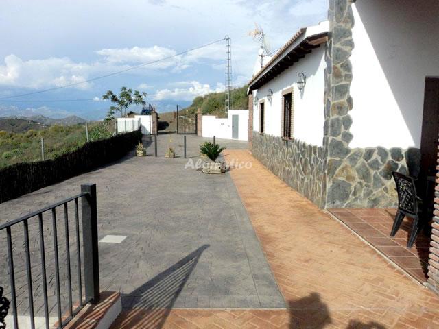 Casa rural CASA EL RINCÓN DE LÓPEZ en EL BORGE, MALAGA - AloRústico