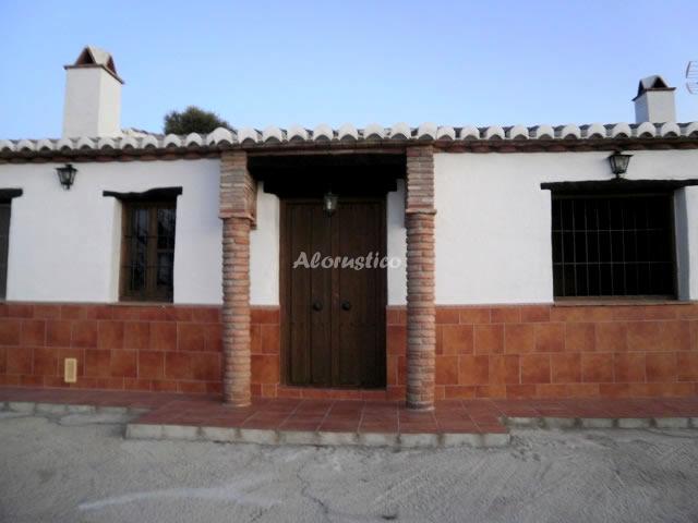 Casa rural CASA LOMA VALERIO en ALMÁCHAR, MALAGA - AloRústico