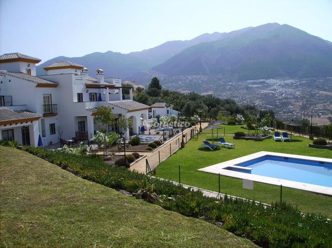 Casa rural CASTILLO DE ZALIA apartamentos 1 dormitorios en ALCAUCÍN, MALAGA - AloRústico