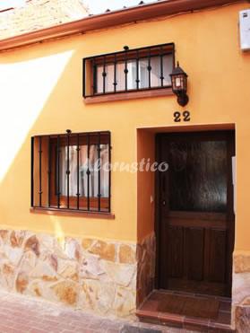 Casa rural LA CASA VIEJA en TABANERA DEL MONTE, SEGOVIA - AloRústico