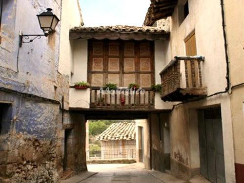 Casa rural LA MORADA DEL CURA-APTO DE PIEDRA (ADAPTADO) en FUENTESPALDA, TERUEL - AloRústico