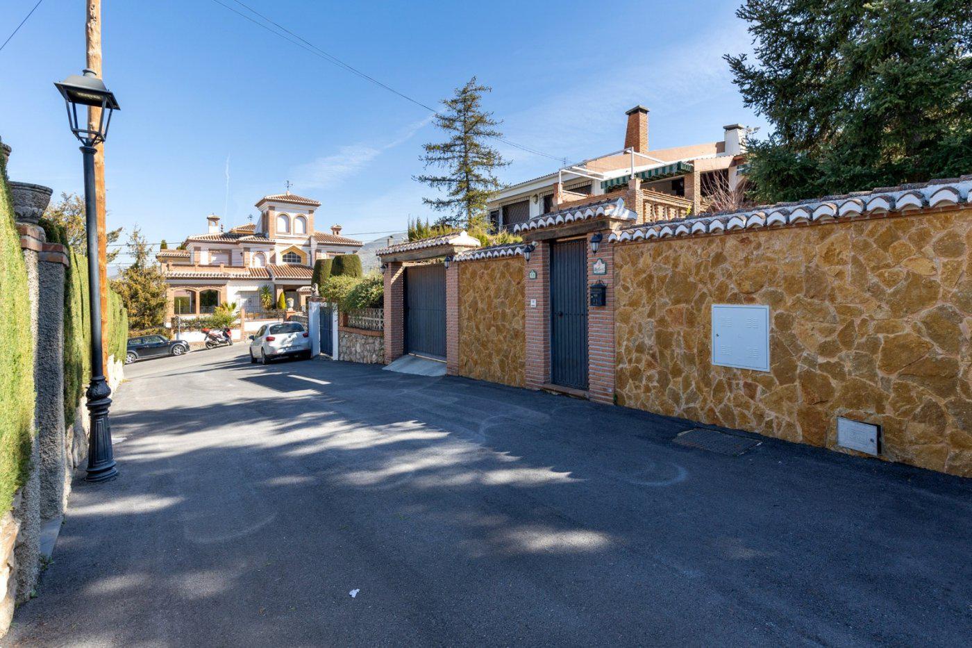 Alojamiento turístico CASA LOS ARCOS en MONACHIL, GRANADA