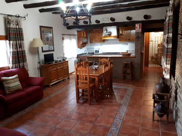 ALOJAMIENTO LOS OLIVOS en ÓRGIVA — miniatura 4