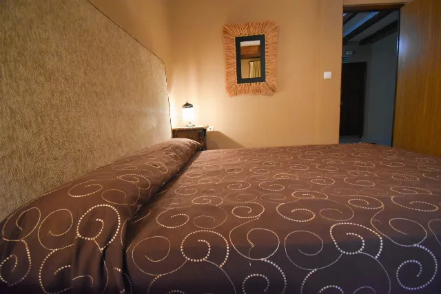 CASA ROMENA en IGUALEJA — miniatura 19