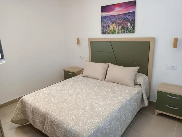 CASA LA FUENTE en ÁLORA — miniatura 5