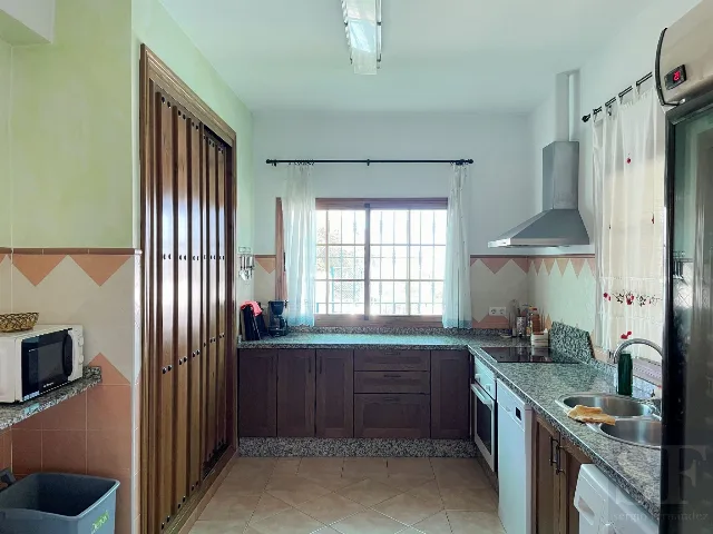 CASA ALMENDRO en CÓMPETA — miniatura 4