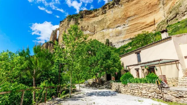 HUERTA DEL TAJO PEQUEÑA en RONDA — miniatura 16