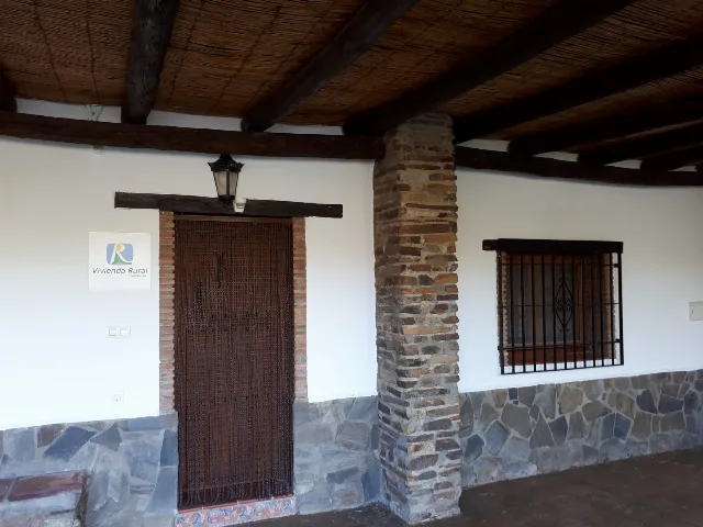 ALOJAMIENTO LOS OLIVOS en ÓRGIVA — miniatura 8