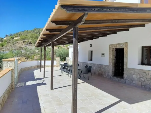 CASA LA FUENTE en ÁLORA — miniatura 32