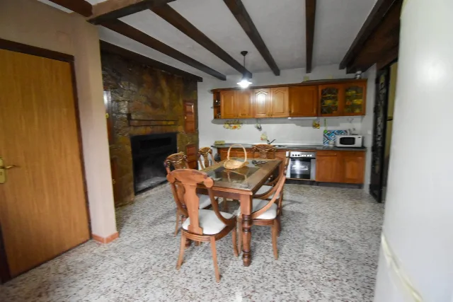 Alojamiento turístico CASA ROMENA en IGUALEJA · MÁLAGA