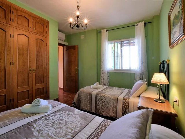 CORTIJO ALBARICOQUE en FRIGILIANA — miniatura 9