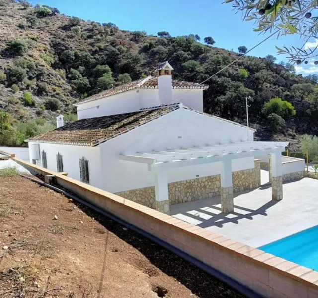 CASA LA FUENTE en ÁLORA — miniatura 27