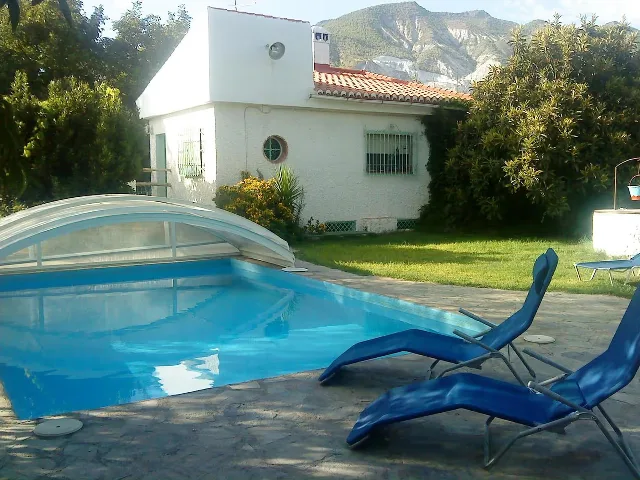 Alojamiento turístico LA CASITA DEL VALLE en DURCAL, GRANADA