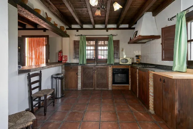 CORTIJO EL NIDO en CANILLAS DE ACEITUNO — miniatura 13