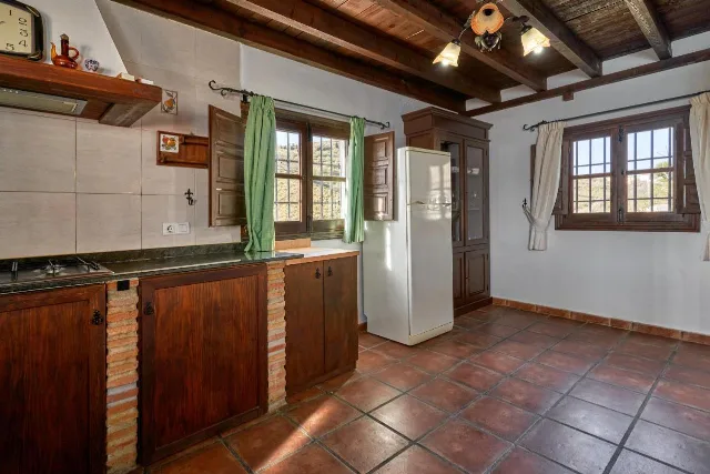 CORTIJO EL NIDO en CANILLAS DE ACEITUNO — miniatura 12