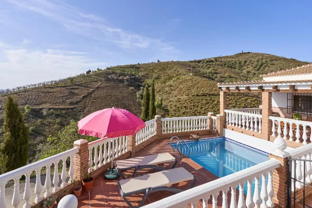 CORTIJO EL NIDO en CANILLAS DE ACEITUNO — miniatura 6