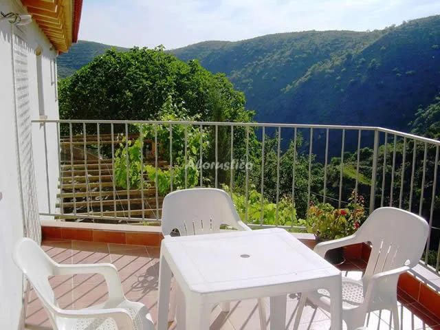 CASA EL TENGUERENGUE en LAROYA — miniatura 8