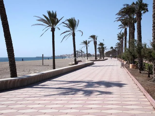 LAS SALINAS 4º K en ROQUETAS DE MAR — miniatura 13
