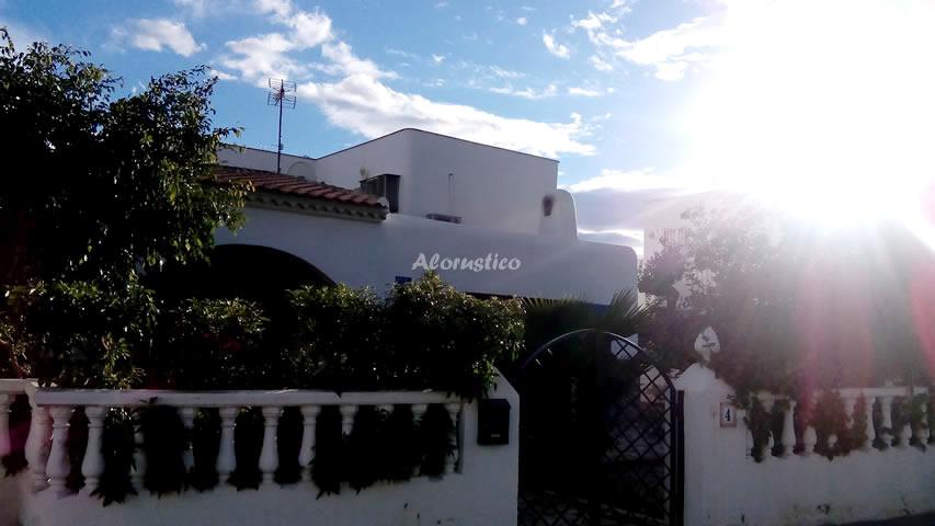 Alojamiento turístico CHALET PUERTO REY en PUERTO REY-VERA, ALMERÍA