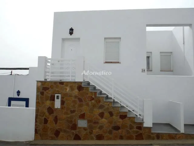 APARTAMENTO LUNA en EL POZO DE LOS FRAILES — foto 2