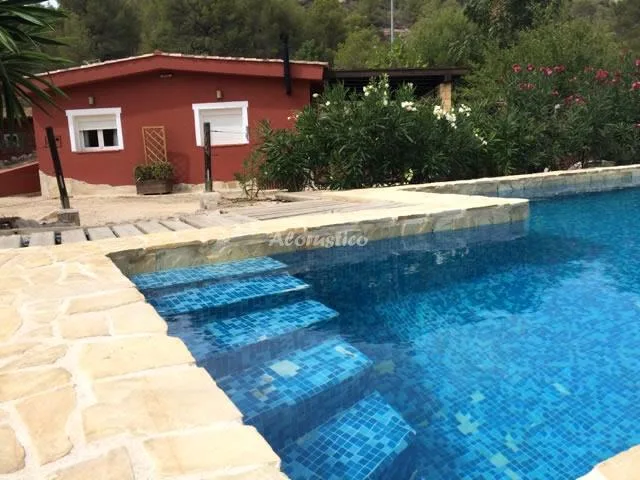 Alojamiento turístico BUNGALOW TOLEDO en FINESTRAT · ALICANTE