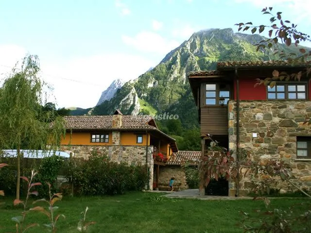 VALLE BUEIDA VISCÁRCEL en QUIROS — miniatura 11