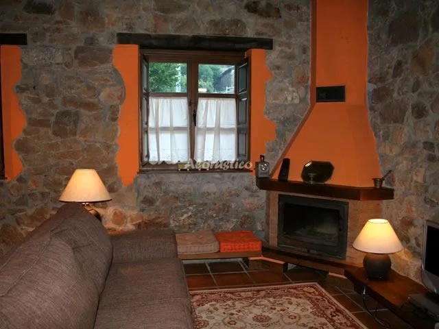VALLE BUEIDA VISCÁRCEL en QUIROS — miniatura 12