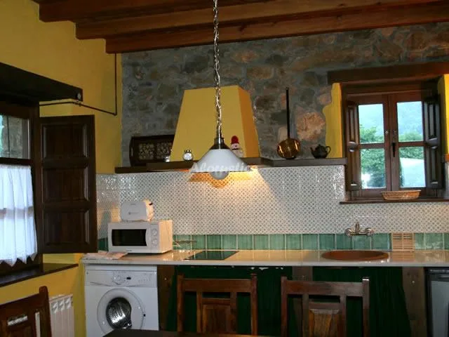 VALLE DE BUEIDA   MATUCA en QUIROS — miniatura 8