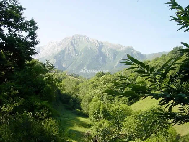 VALLE DE BUEIDA  EL GRILLO en QUIROS — foto 1 de 18