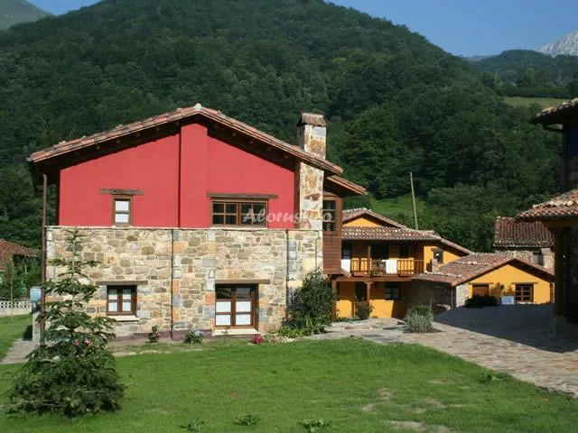 VALLE DE BUEIDA  EL GRILLO en QUIROS — foto 2