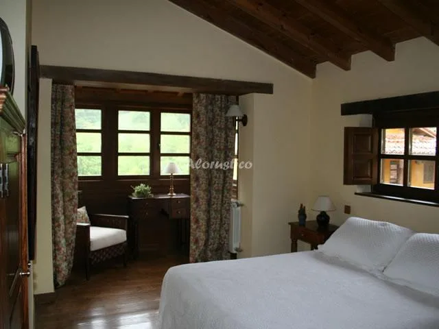 VALLE DE BUEIDA  EL GRILLO en QUIROS — miniatura 16