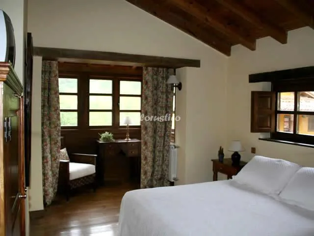 VALLE DE BUEIDA   EL BOSQUE en QUIROS — miniatura 14