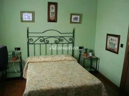 CASA OFELIA--HABITACIÓN ROSA (cama 1,35 Y BAÑO PROPIO, fotos 15 y 23) en CUDILLERO — miniatura 7