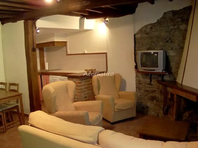 CORRADA DE TORALES III en QUIRÓS — miniatura 5