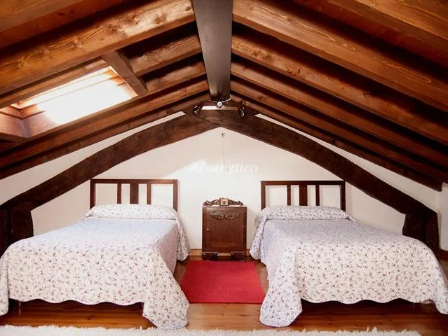 CASA LA TEJA en ALLES — foto 3