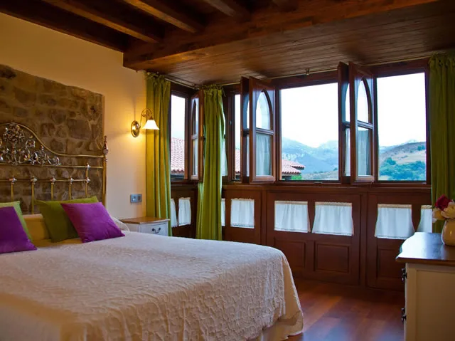 Alojamiento turístico CASA MADRE PEPA en INGUANZO DE CABRALES · ASTURIAS