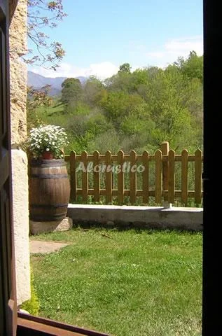 LA CAMPANONA en CANGAS DE ONÍS — miniatura 19