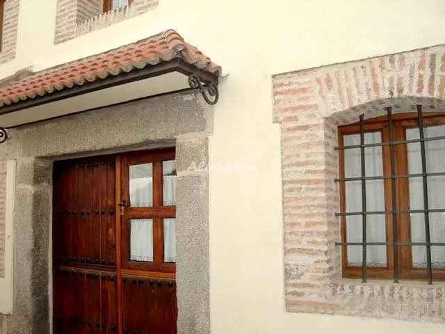 CASA LAS CUADRILLAS en SOTILLO DE LA ADRADA — miniatura 9