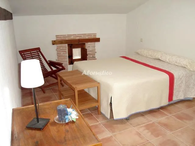 CASA LAS CUADRILLAS en SOTILLO DE LA ADRADA — miniatura 13
