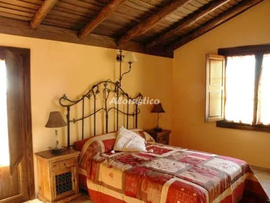 CASA RURAL LAS FÁBULAS en PEDRO BERNARDO — miniatura 5
