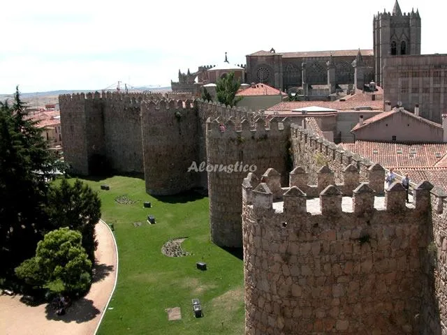 PARAJE LA ISLA en SALOBRAL — miniatura 17