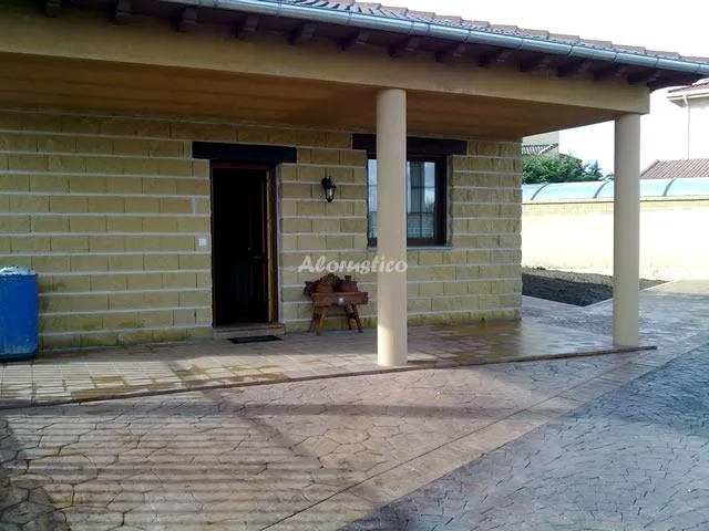 LA CASITA DE MARTI en MARTIHERRERO — miniatura 4